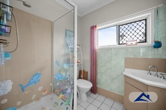 1/690-692 Bruce Highway, Woree, Qld 4868-Image