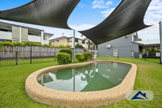 1/690-692 Bruce Highway, Woree, Qld 4868-Image