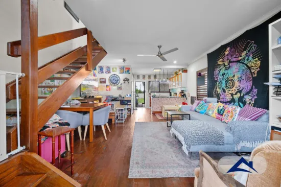 1/690-692 Bruce Highway, Woree, Qld 4868-Image