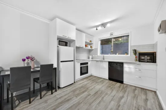 1/7 Sanglen Terrace, Belmont, Vic 3216