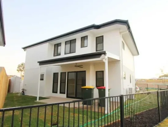 1/7 Wedgetail Road, Clinton, Qld 4680