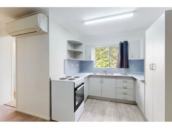 1/71 Medcraf Street, Park Avenue, Qld 4701