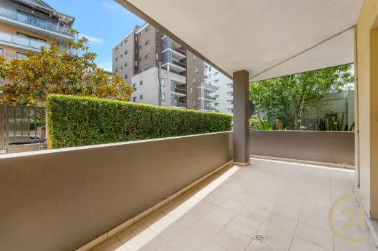 1/8-10 Browne Parade, Warwick Farm, NSW 2170-Image