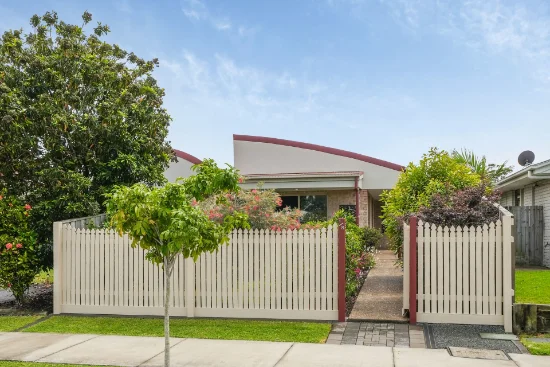 1/8 Euston Street, Kippa-Ring, Qld 4021