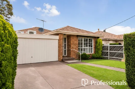 1/8 Malacca Street, McKinnon, Vic 3204