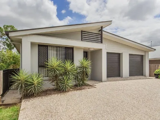 1/8 Pendragon St, Raceview, Qld 4305