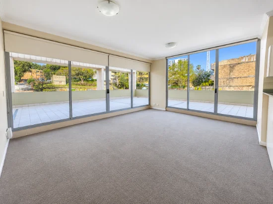 1/80-82 Mann St, Gosford, NSW 2250
