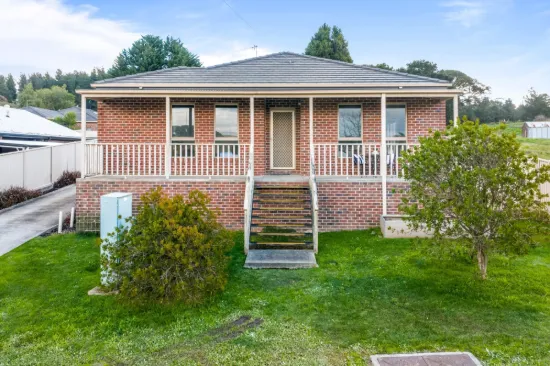 1/812 Geelong Road, Canadian VIC 3350-Image