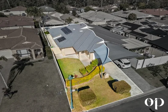 1/9 Catherine Court, Labrador, Qld 4215