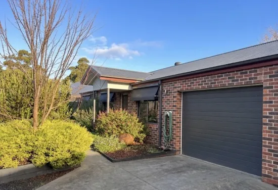 1/9 Tanderra Court, Miners Rest, Vic 3352