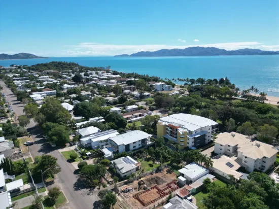 1/96-98 Mitchell Street, North Ward, Qld 4810-Image