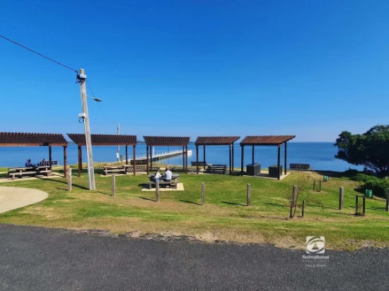 10/11 Kurnai Avenue, Metung, Vic 3904-Image