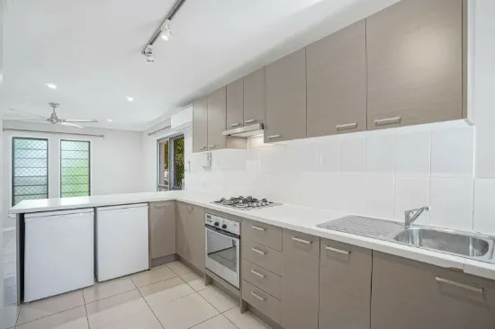 10/187 McLeod Street, Cairns North, Qld 4870