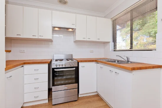 10/2 Finlayson Street, Subiaco, WA 6008 - For Rent