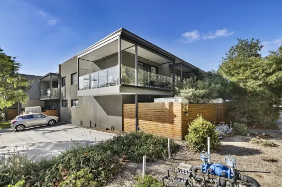 10/24 Croydon Road, Croydon, Vic 3136