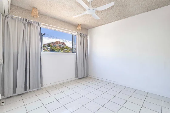 10/43 The Strand, North Ward, Qld 4810-Image
