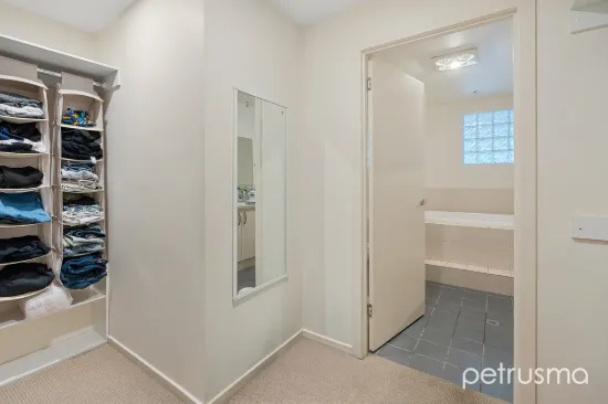 10/646 Sandy Bay Road, Sandy Bay, Tas 7005-Image