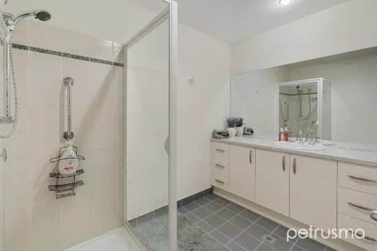 10/646 Sandy Bay Road, Sandy Bay, Tas 7005-Image