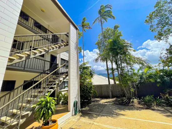10/83-85 Moore Street, Trinity Beach, Qld 4879