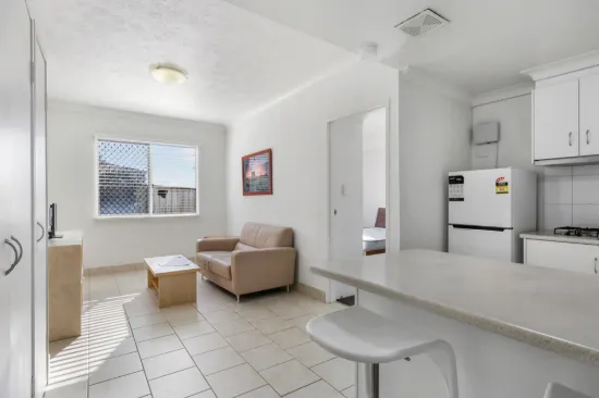 10/9 Uniplaza Ct, Kearneys Spring, Qld 4350