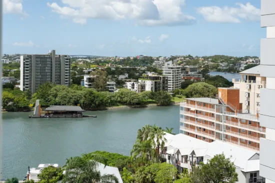 1002/188 Shafston Avenue, Kangaroo Point, Qld 4169