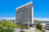 1002/75 The Strand Strand, North Ward, Qld 4810-Image