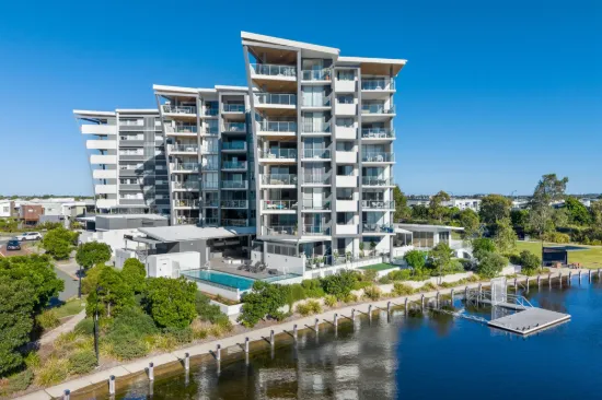 102/1 Mantra Esplanade, Birtinya, Qld 4575