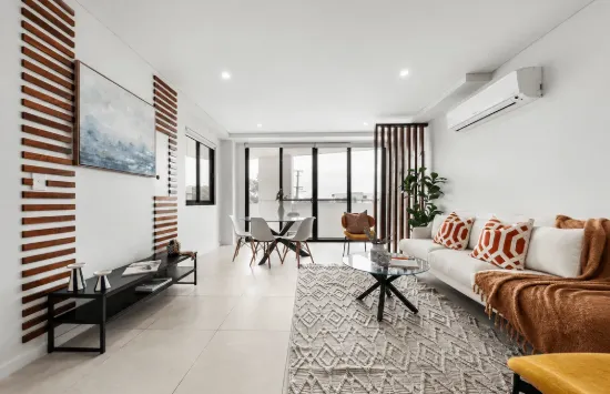 102/147 Great Western Highway, Mays Hill, NSW 2145