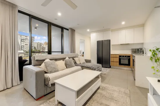 102/37 Smith Street, Mooloolaba, Qld 4557-Image
