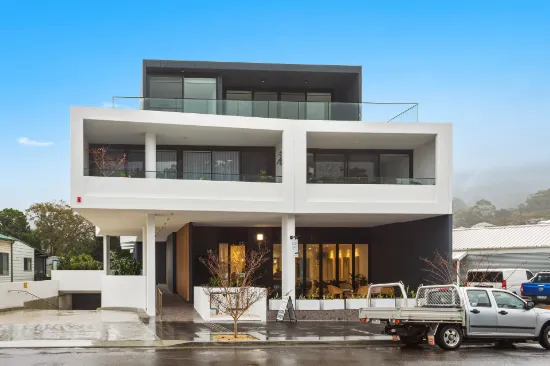 103/8 Railway Parade, Thirroul, NSW 2515