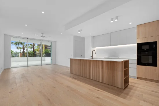 105/8 South Drive, Biggera Waters, Qld 4216