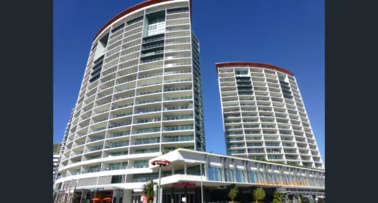 10508/82 Marine Parade, Southport, Qld 4215 - For Rent