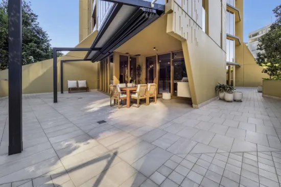 106/25 Shafston Avenue, Kangaroo Point, Qld 4169-Image