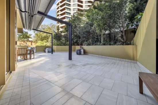106/25 Shafston Avenue, Kangaroo Point, Qld 4169-Image