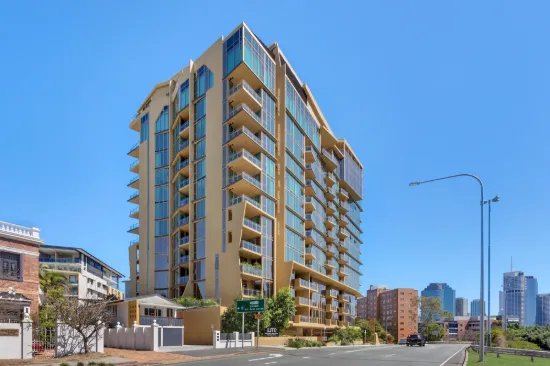 106/25 Shafston Avenue, Kangaroo Point, Qld 4169-Image