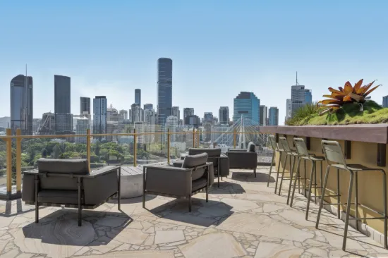 106/25 Shafston Avenue, Kangaroo Point, Qld 4169-Image