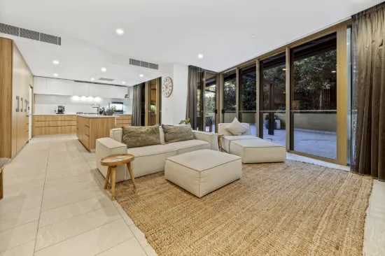 106/25 Shafston Avenue, Kangaroo Point, Qld 4169-Image