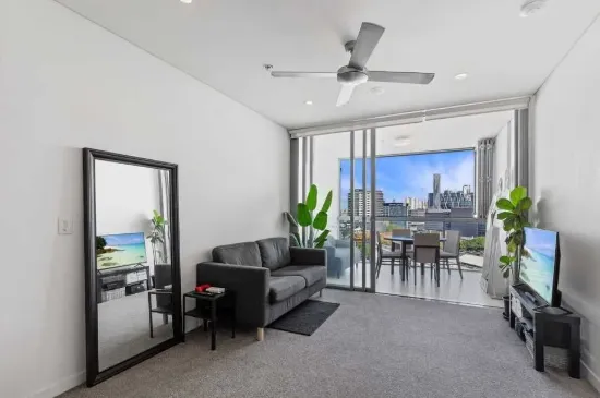 1082/16 Hamilton Place, Bowen Hills QLD 4006-Image