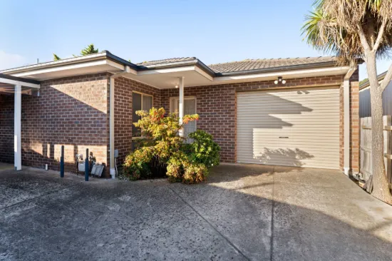 10A Strathavan Drive, Berwick, Vic 3806