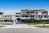 11/10 Bay Terrace, Wynnum, Qld 4178