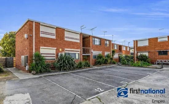 11/12 Percy Street, St Albans, Vic 3021