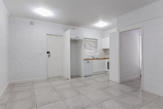 11/16 L'estrange Street, Glenside, SA 5065-Image