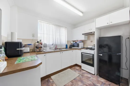 11/4 Margaret Street, Picton, NSW 2571-Image