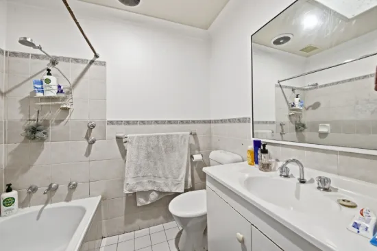 11/4 Margaret Street, Picton, NSW 2571-Image