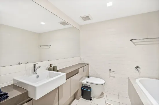 11/96-98 Mitchell Street, North Ward, Qld 4810-Image