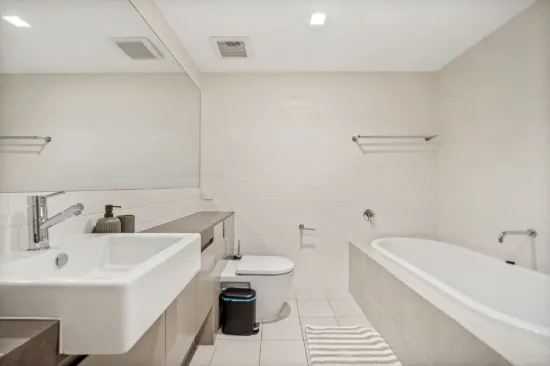 11/96-98 Mitchell Street, North Ward, Qld 4810-Image
