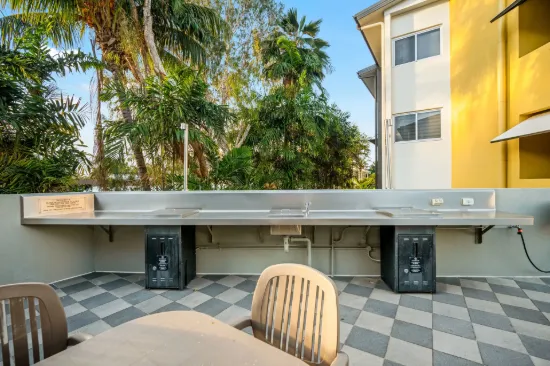 11/96-98 Mitchell Street, North Ward, Qld 4810-Image