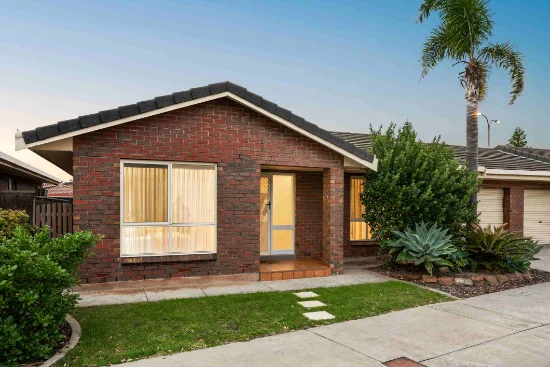 11  Cormorant Court, West Lakes Shore, SA 5020