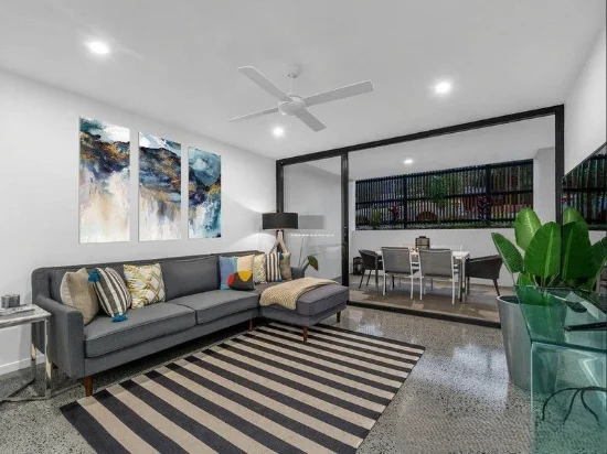 110/27 Ekibin Road, Annerley, Qld 4103