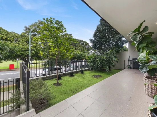 1106/52 Crosby Road, Albion, Qld 4010